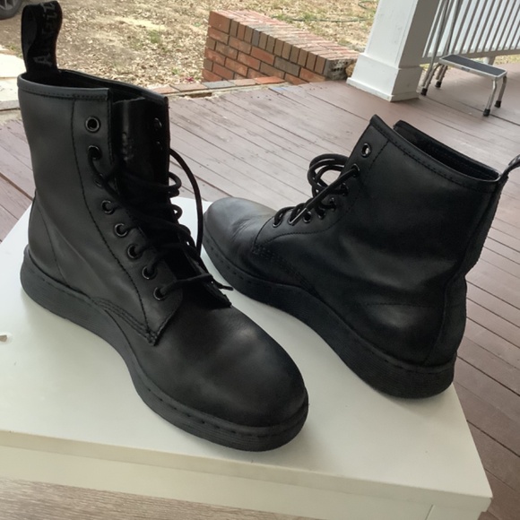 Dr Martens Air Wair Bouncing Soles Size 8 Mens New Condition - Picture 10 of 10